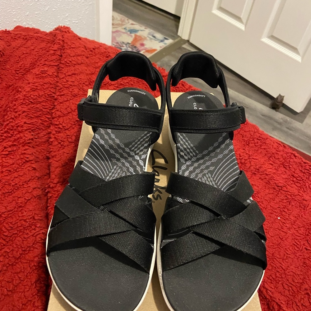 Clarks Women's Black Strappy Sandals